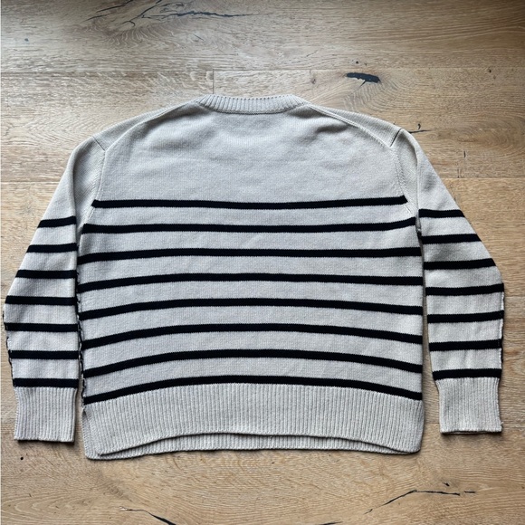VINCE CASHMERE Boxy  Striped Women's Sweater Sz S Mint  cond price firm! - Picture 4 of 8
